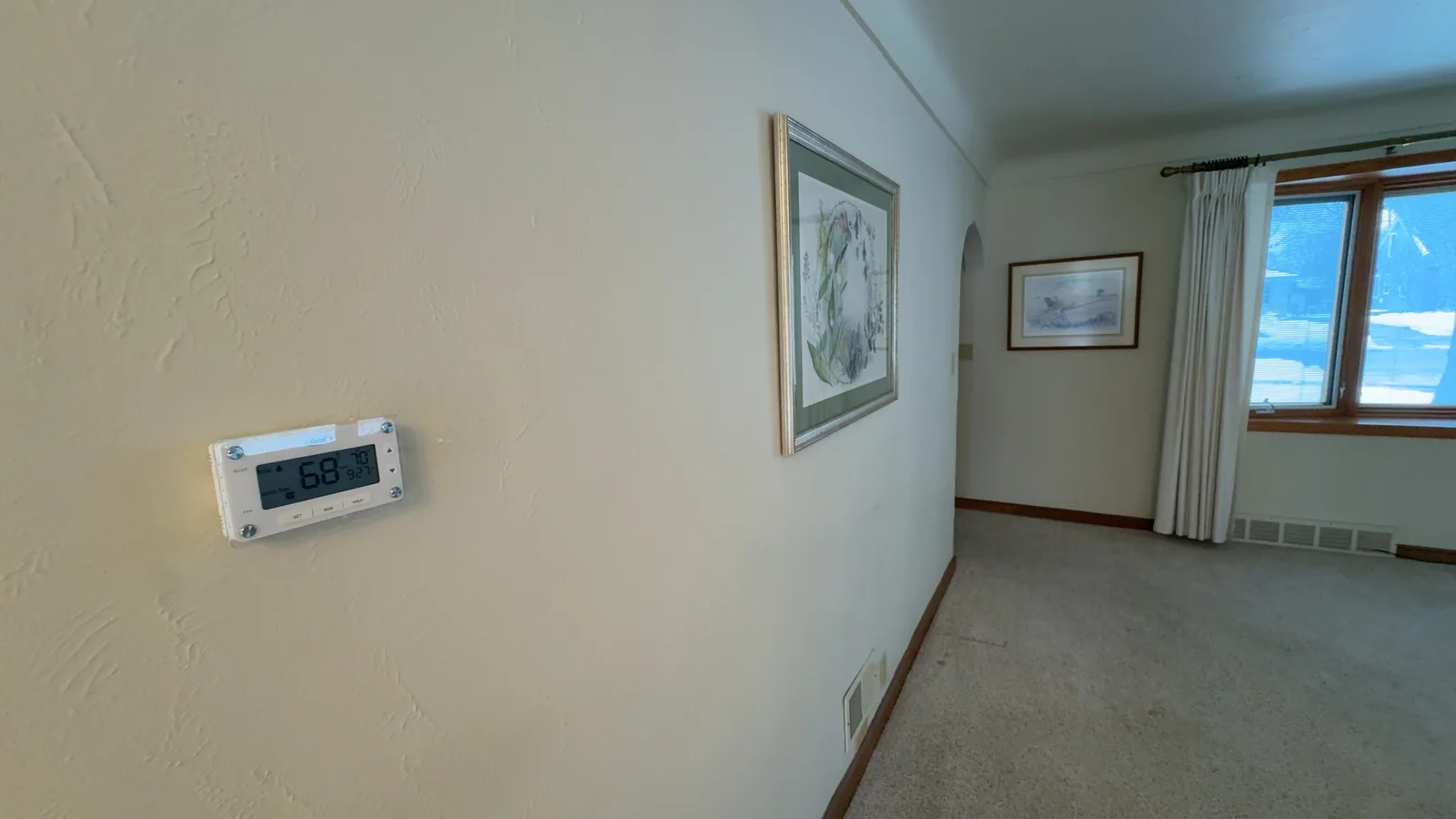 Real living room 14 bloomington mn — Bloomington MN home inspection